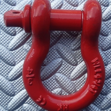 Bow Shackle Large 4.75T 3/4 (Completely Red)