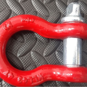 Bow Shackle Large 4.75T 3/4 (Red with silver shaft)